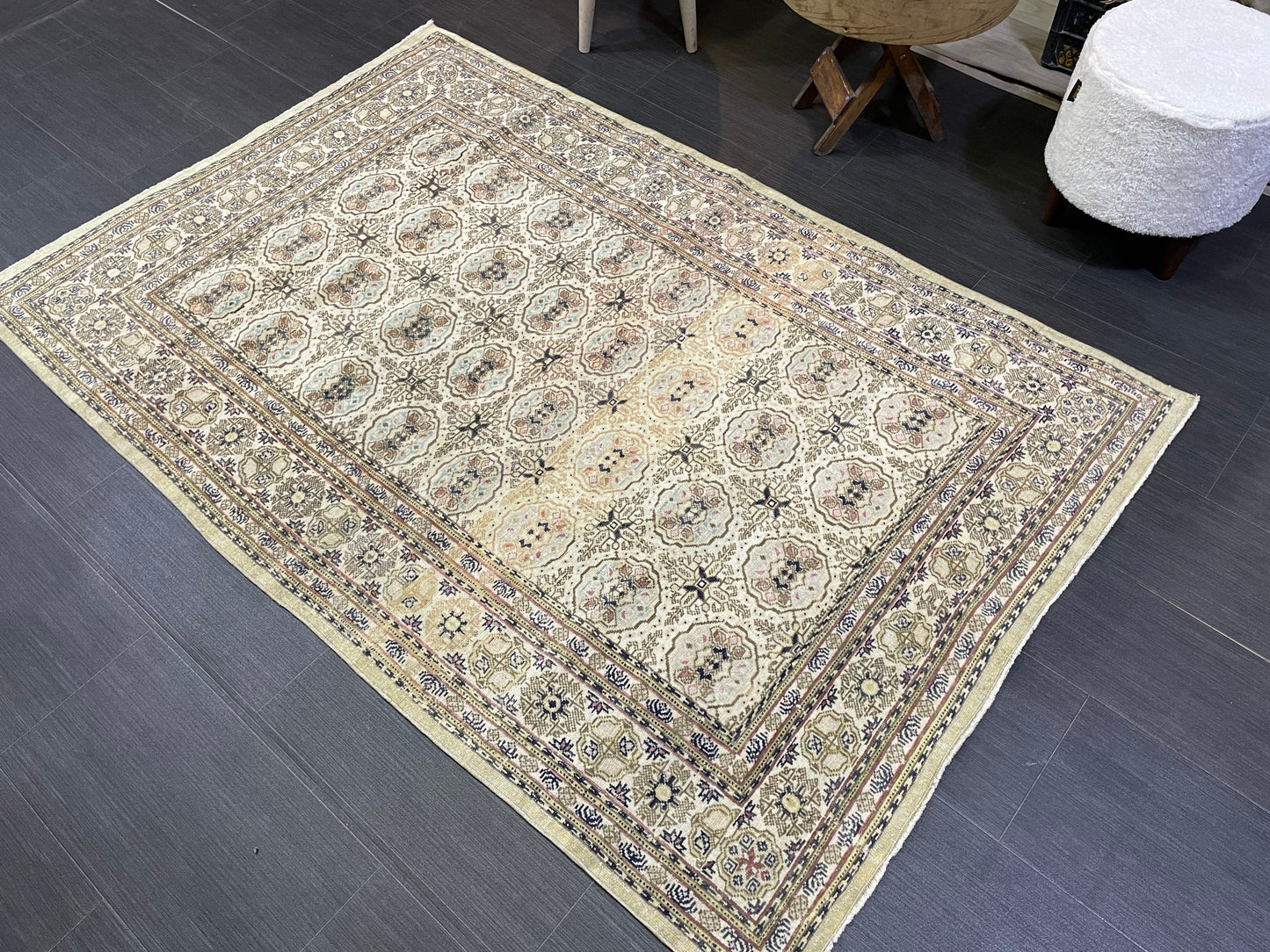 Fine Hand Knotted Rug, Vintage 4x6 Rug, Persian Rug, Turkish Rug, Oushak Rug, Handmade Rug, Rustic Rug, Wool Rug, Oriental Rug
