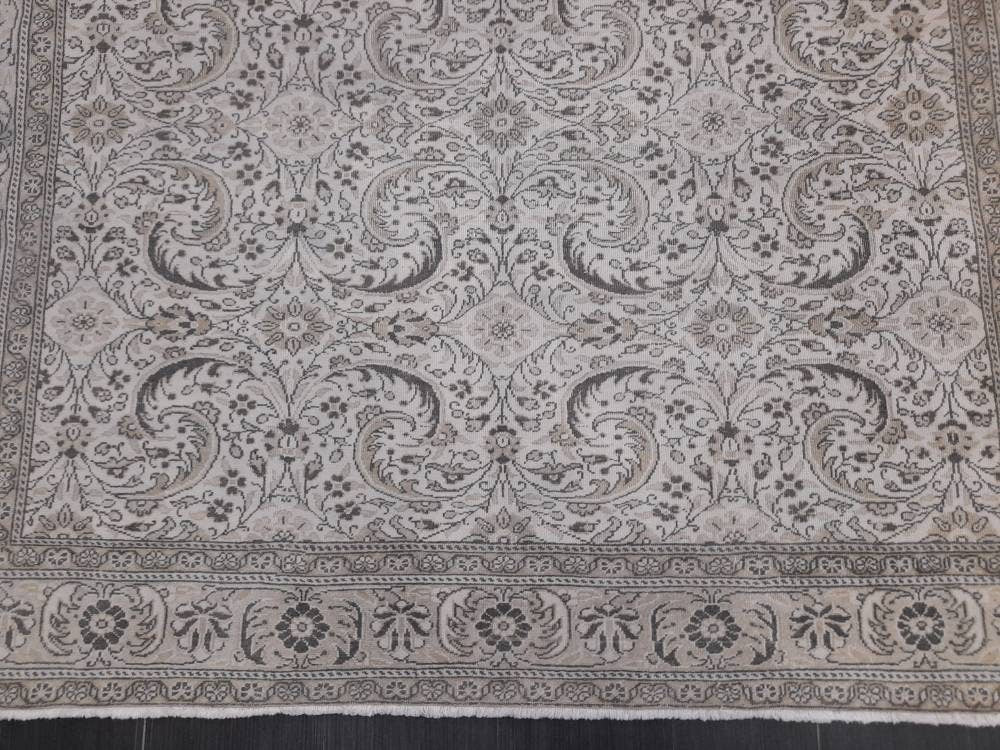MUTED TURKISH RUG 6.5 x 9.4 Neutral Oushak Rug Vintage Oushak Rug Vintage Rug Wool Hand Made Rug Neutral Persian Rug Vintage Oriental Rug