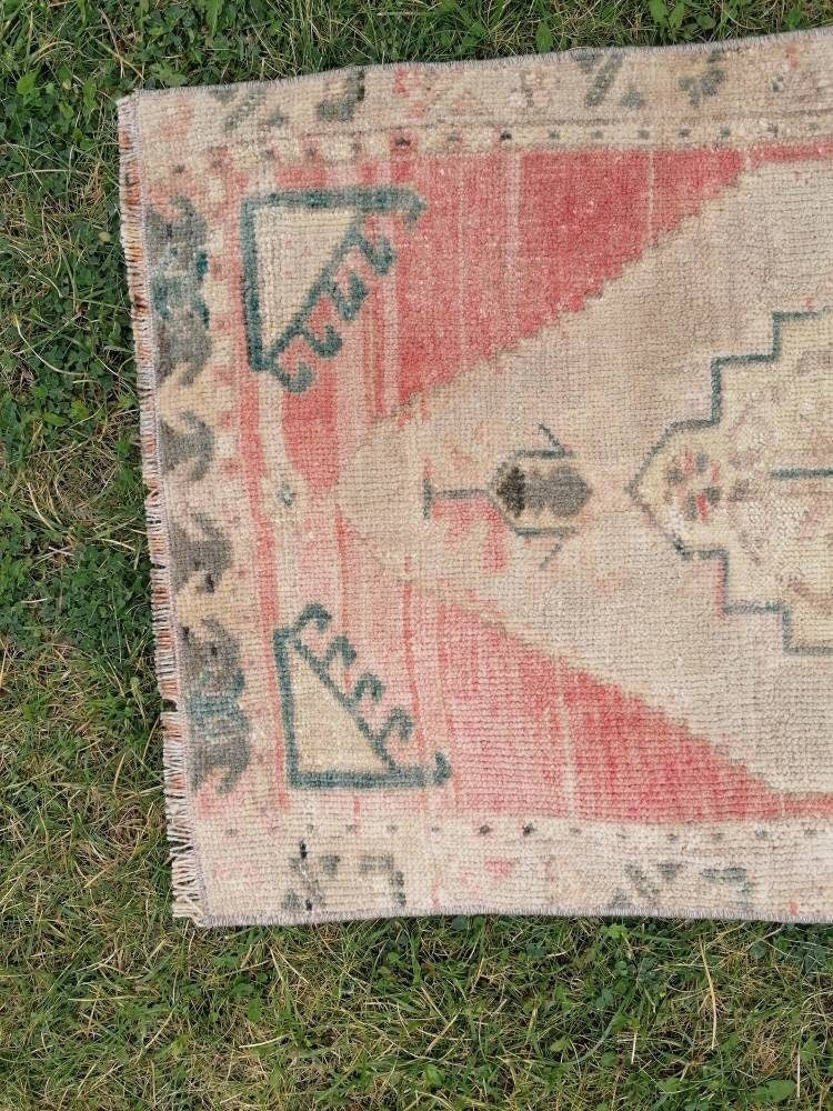 1.7x3 feet Turkish small rug, vintage rug, wool rug, oushak rug, bath rug