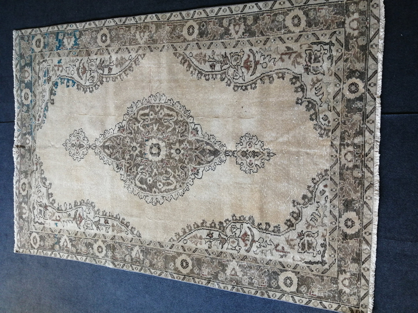 5.3 x 8 TURKISH Muted Rug Vintage Rug Vintage Persian Rug Wool Oushak Rug Hand Made Rugs Vintage Turkish Rug