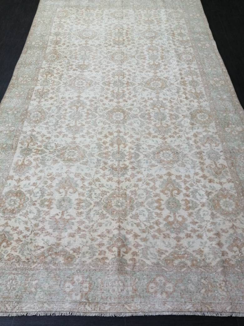 Vintage Turkish Rug 5.9 x 10. 3 Muted Vintage Persian Rug Muted Vintage Rug Wool Muted Oushak Rug Hand Made Rugs Vintage 6x10 Turkish Rug