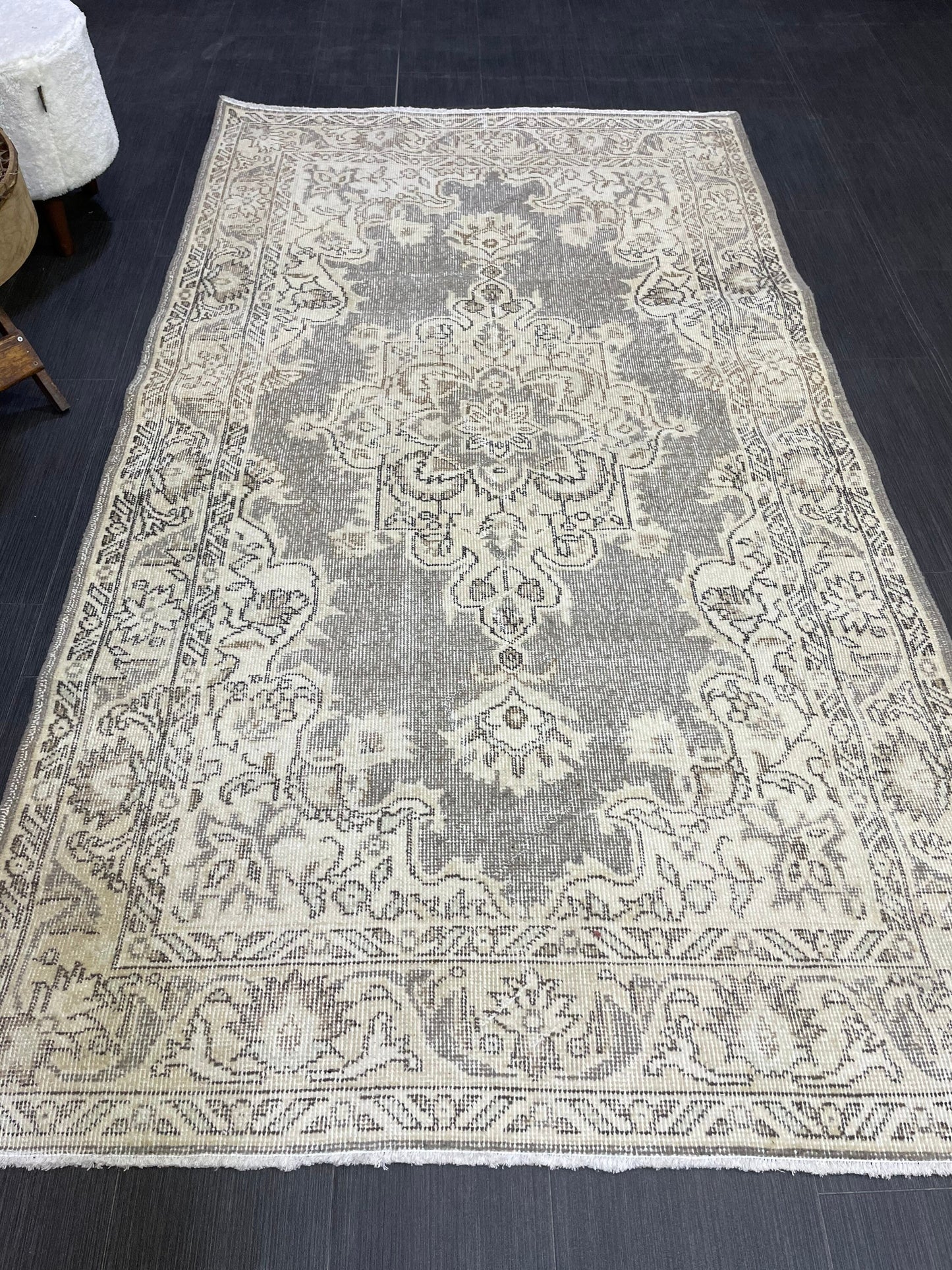 Turkish Rug, Antique Rug, Neutral 4x7 Rug, Persian RUG, Oushak Rug, Hand knotted Rug, Distressed Rug, Vintage Rug, Handmade Rug, woven rug.
