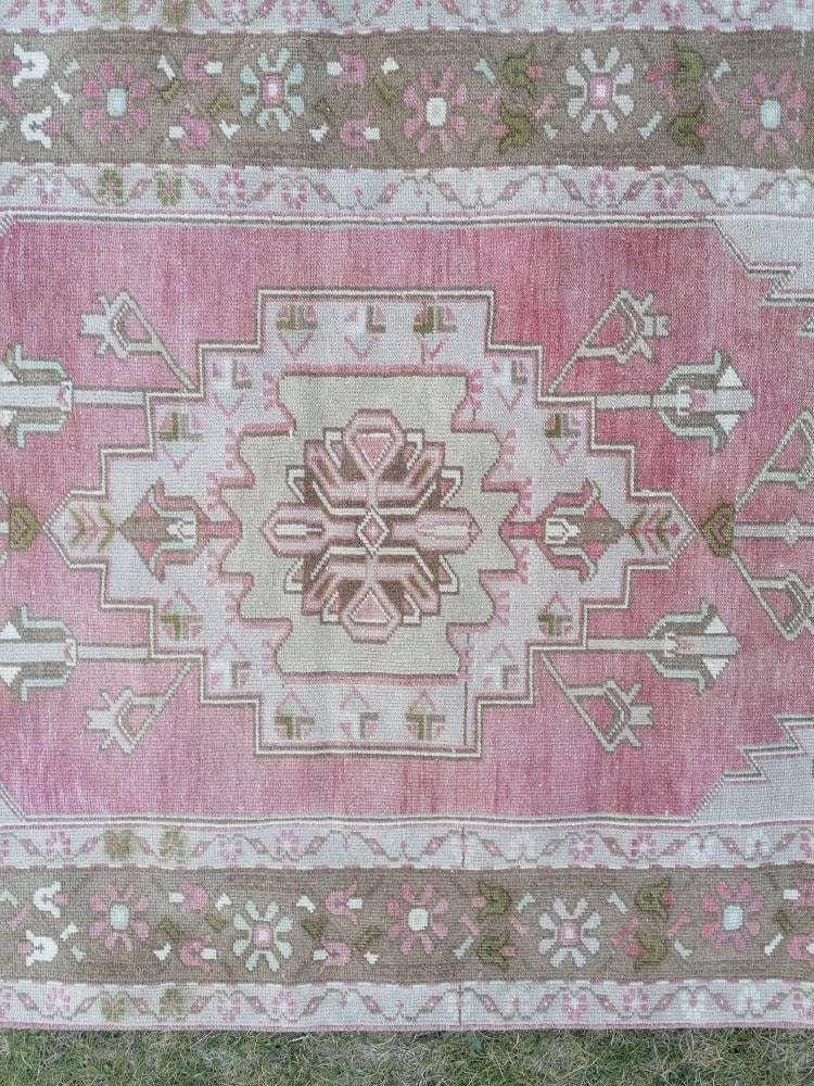 Vintage wool rug, turkısh hand made rug, oushak rug, living room rug 4x7'7