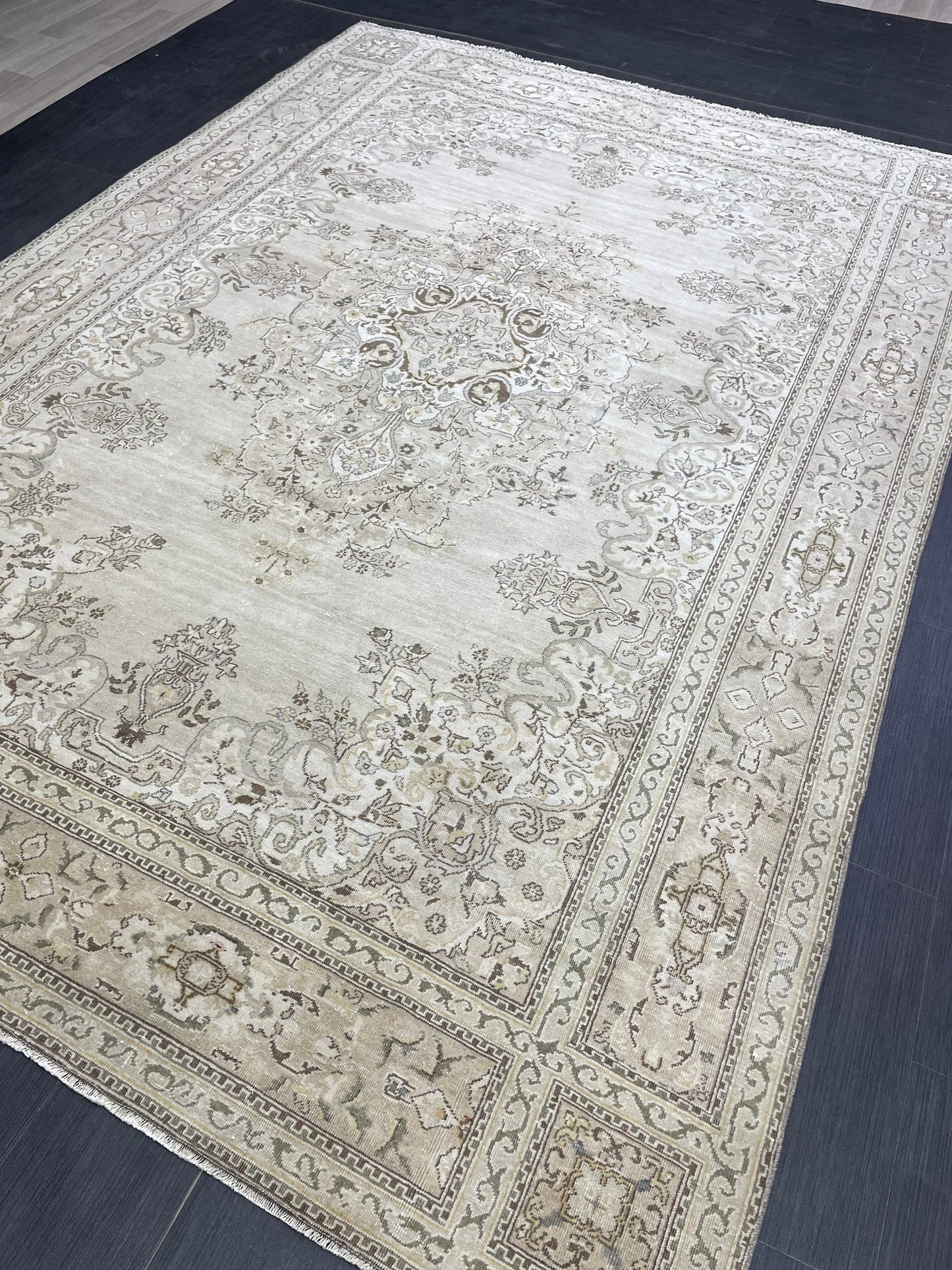 MUTED Rug Vintage 6.7 x 9.6 Handmade Rug, Oushak Rug Natural Rustic Rug ORIENTAL Rug Turkish Rug Neutral Rug Vintage Neutral Persian rug