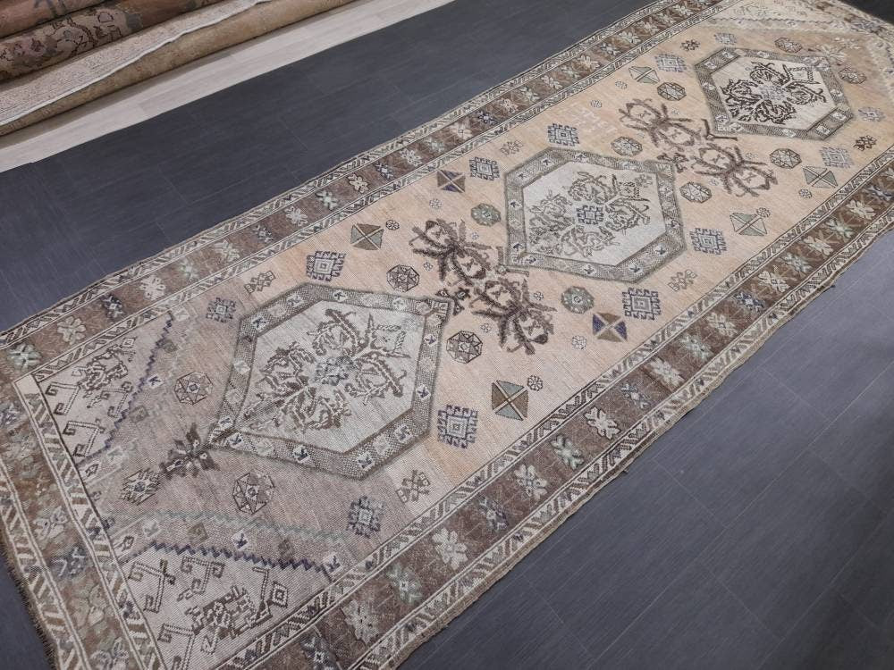 Vintage Persian Rug Unique Motif Rug 5 x 13.3 Persian Rug Vintage Hand Knotted Rug Eclectic Rug Hand Made Rug Living room Rug Turkish rug