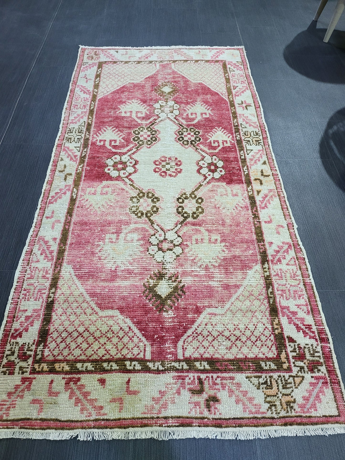 Handmade Rug, Oushak Rug, 2.7 x 5 Anatolian Rug, Hand Knotted Turkish Rug, Persian Rug, Vintage Rug, Wool rug