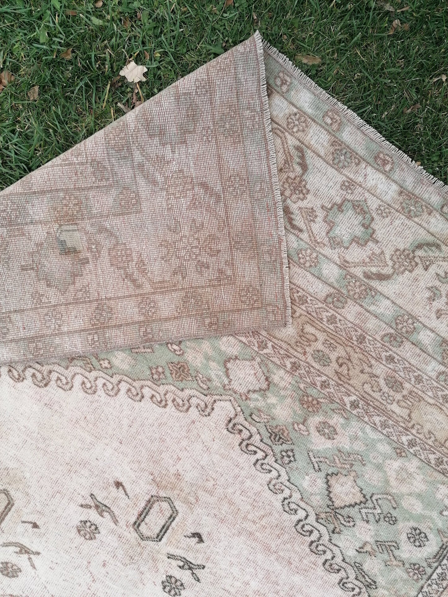 5'6x7'6 faded oushak wool rug large muted turkısh rug, neutral vıntage handmade rug, kıtchen rug
