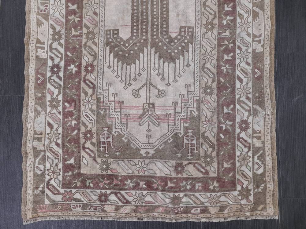 Muted Vintage Rug Muted Turkish 3 x 5.6 Rug Oushak Rug, Rustic Rug, Muted Rug, Vintage Turkish Rug, Farmhouse Rug, Vintage Rug, Wool rug