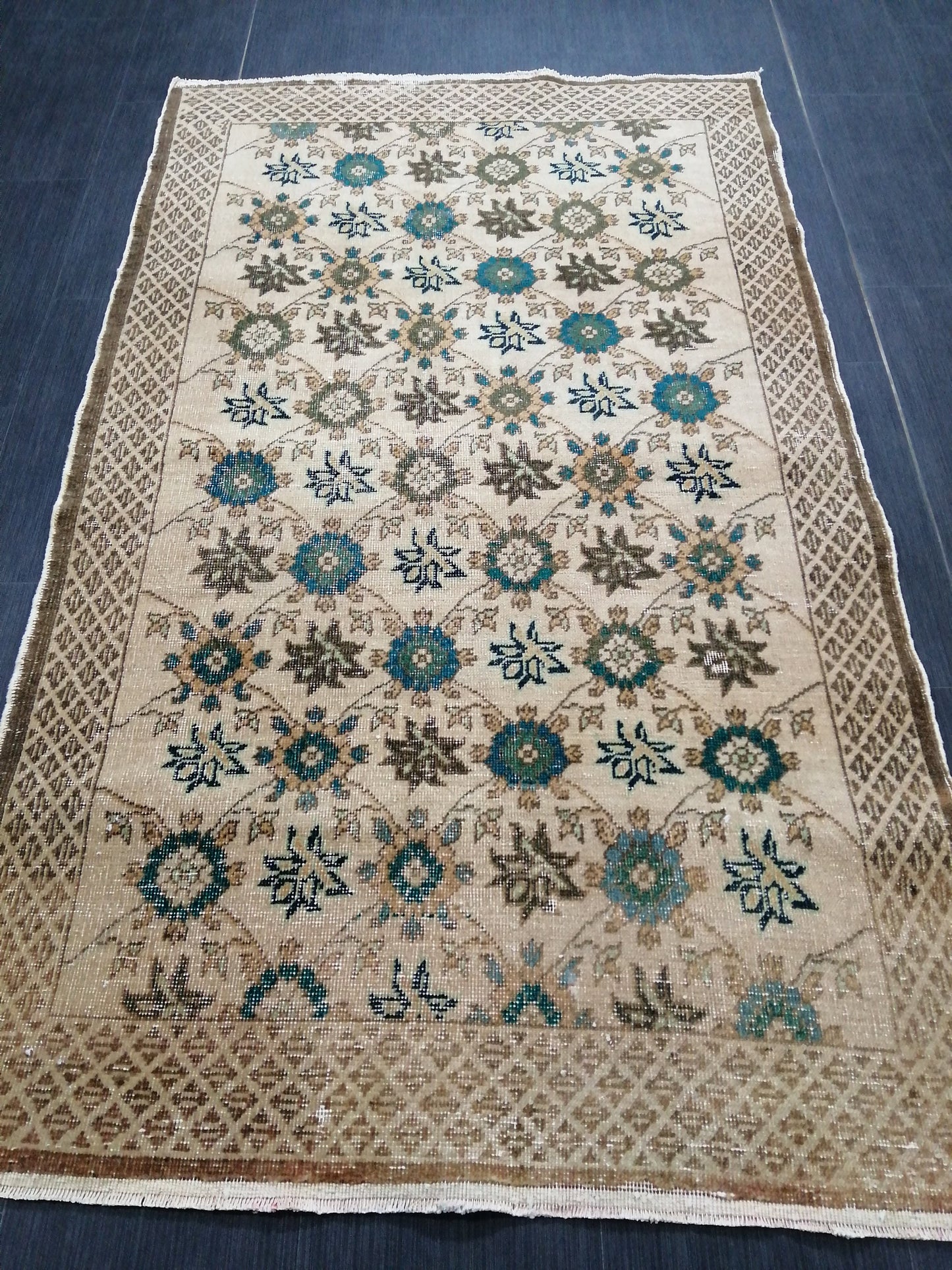 5.9 x 3.3 Floral OUSHAK RUG TURKISH Oushak Rug Vintage Oushak Runner Rug Vintage Runner Rug Wool Oushak Rug Hand Made Rugs Vintage Rug