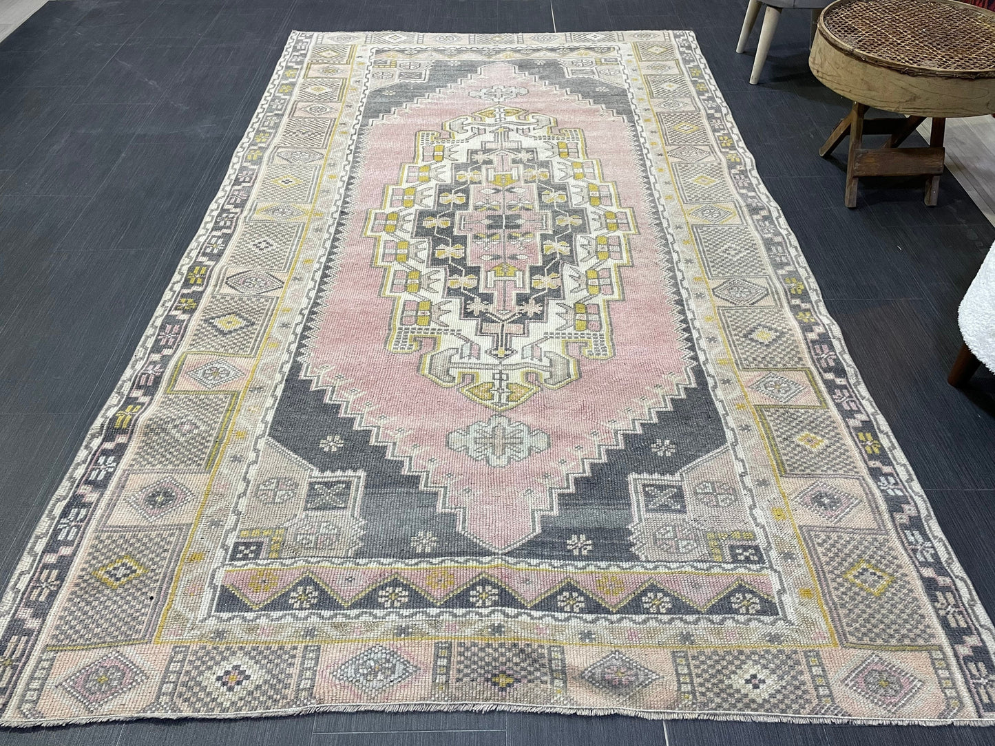 Hand Knotted Rug, Oushak 4.8 x 7.7 Rug, Rustic Rug, Handmade Rug, Turkish Rug, Farmhouse Rug, Vintage Rug, Wool rug