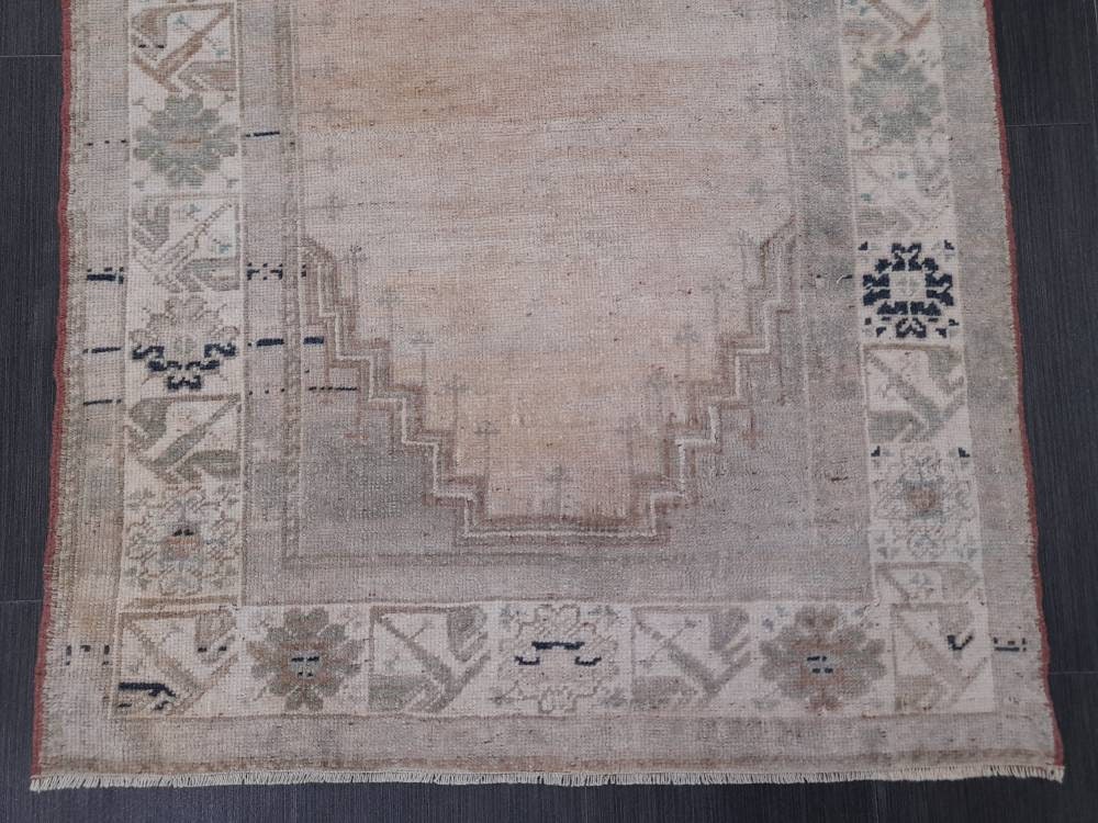 Muted Vintage Floral Rug 2.8 x 5 VINTAGE Muted Rug Oushak Rug Wool OrientaRugs Hand Made Rug Persian Rug Vintage Turkish Rug Farmhouse Rug