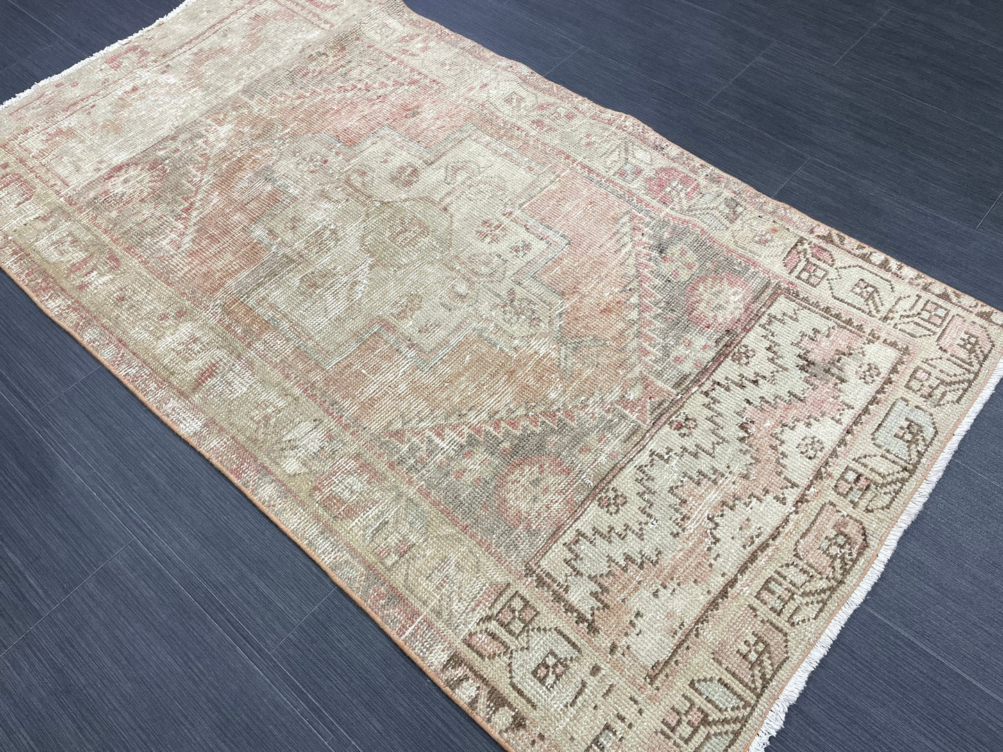 Muted Vintage Rug 3 x 5.3 Handmade Rug Vintage Turkish Rugs Oushak Rug Hand Made Rug, Vintage Oushak Rug, Wool Rug