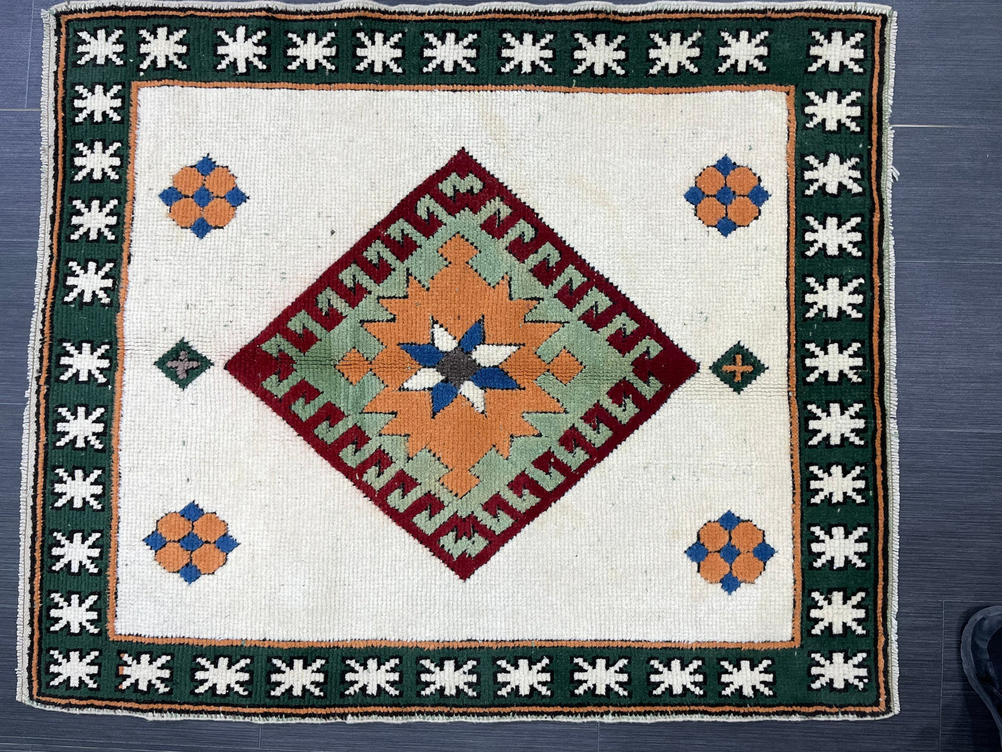Muted Persian Rug 3.5 x 4.2 Wool Rug, Oushak Rug, Rustic Rug, Bohemian Rug, Farmhouse Rug, Vintage Persian Rug