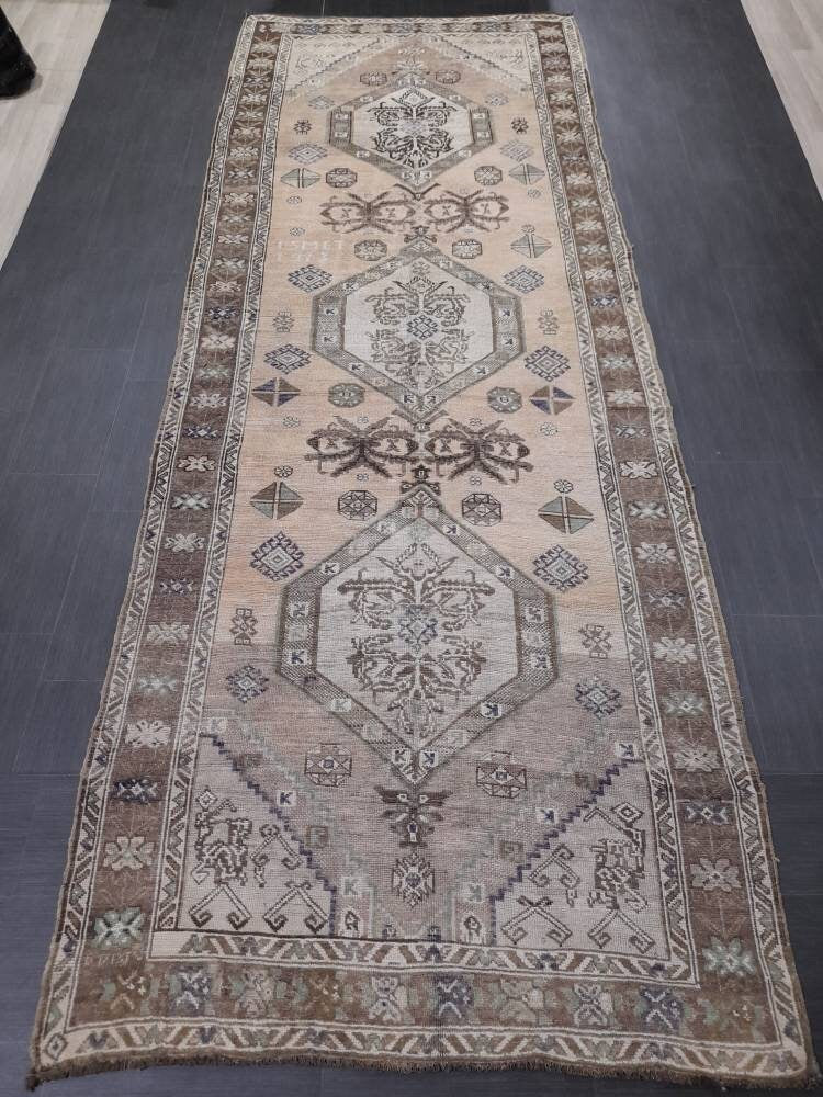 Vintage Persian Rug Unique Motif Rug 5 x 13.3 Persian Rug Vintage Hand Knotted Rug Eclectic Rug Hand Made Rug Living room Rug Turkish rug