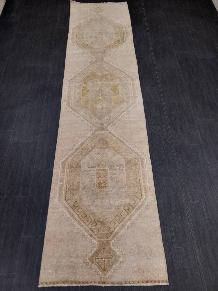 Neutral Vintage Runner Rug 2.6 x 11 Muted Turkish Runner Rug Vintage Runner Rug Hallway Runner Rug Kitchen Runner Rug Hallway Runner Rug