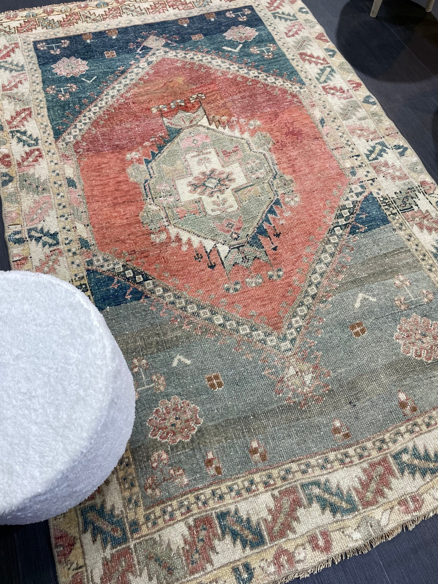 Hand Knotted Rug, Oushak Rug, Vintage 4 x 6.4 Rug Handmade Turkish Rug, Persian Rug, Vintage Rug, Wool Antique Rug