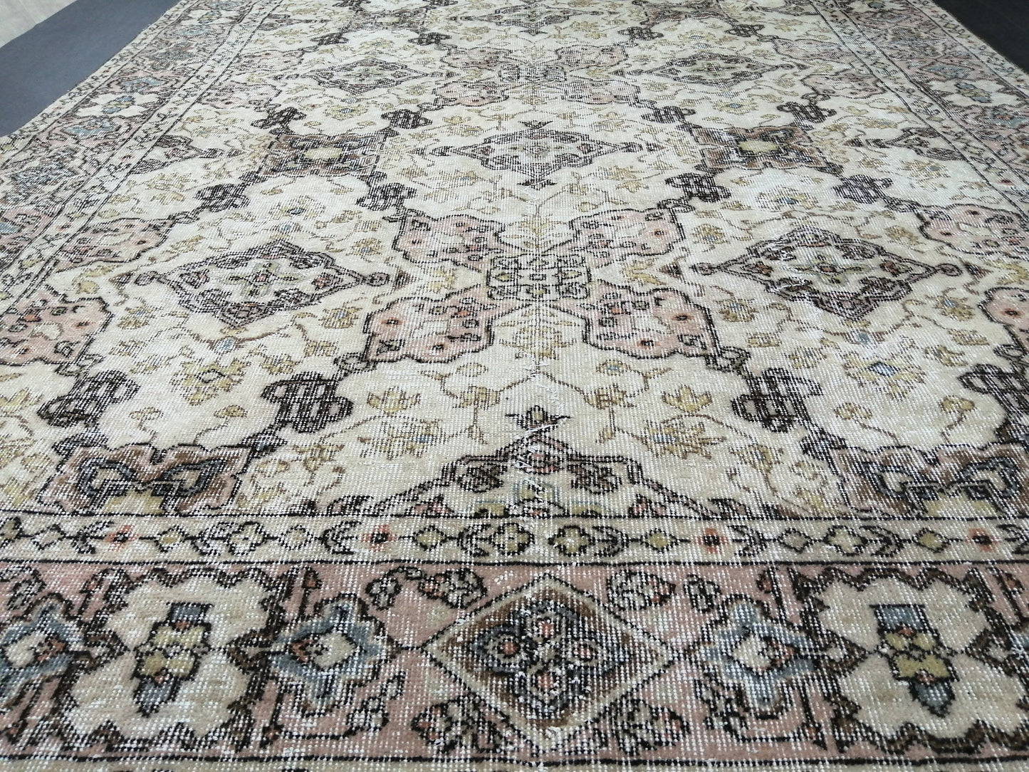 7 x 10.4 Vintage Rug TURKISH HAND MADE Rug Vintage Turkish Rug Oushak Rug Traditional Rug, Turkish Rug, Vintage Oushak Rug, Wool Rug 7x10