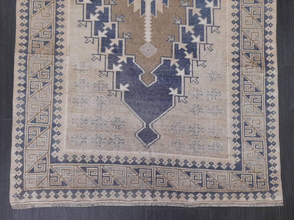 Muted Vintage HandMade Turkish 3.4 x 6.3 Rug Oushak Rug, Rustic Rug, Muted Rug, Vintage Turkish Rug, Farmhouse Rug, Vintage Rug, Wool rug