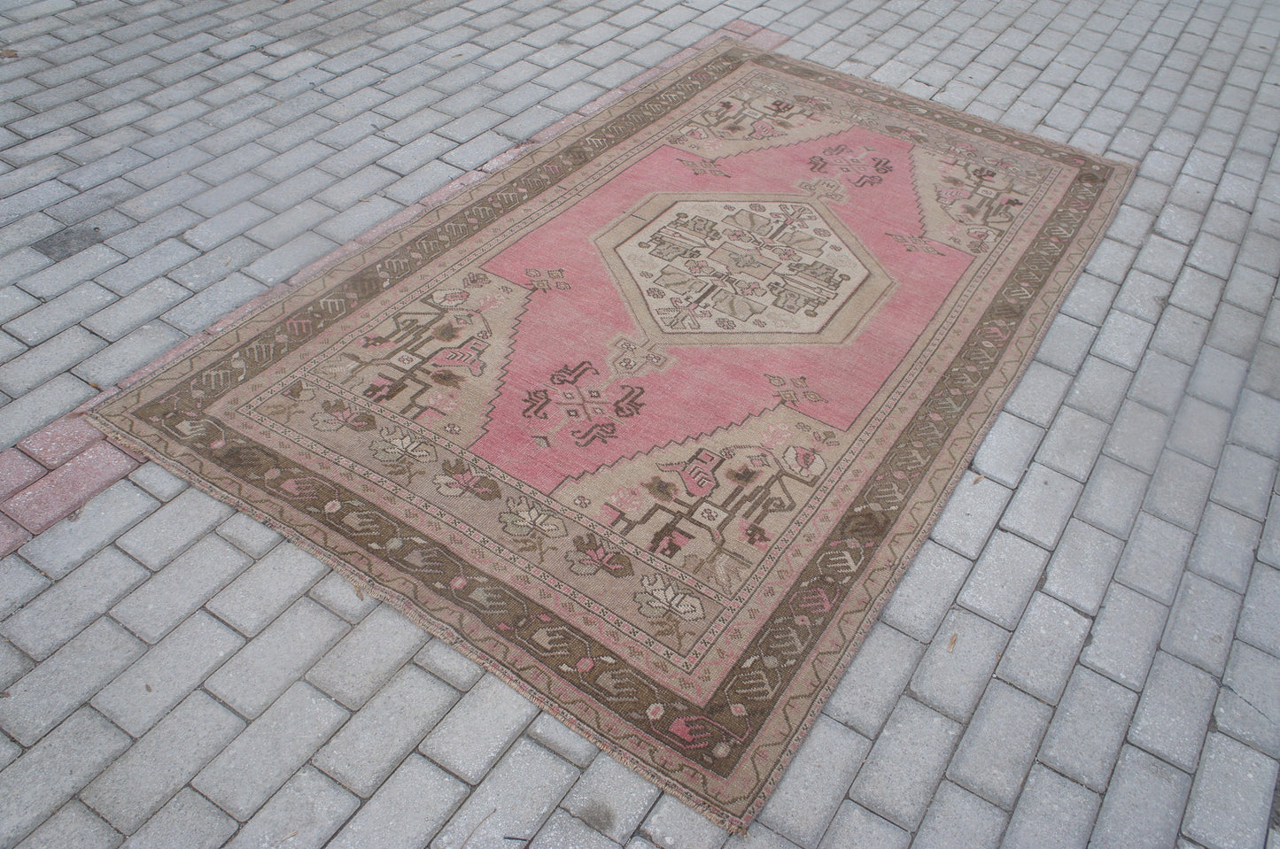 Pink Oushak Rug 4.3 x 7.3 Oushak Rugs Bohemian Turkish Area Rug Earth color Rugs Light Pink Rug All Soft Wool Rug Oriental Rug