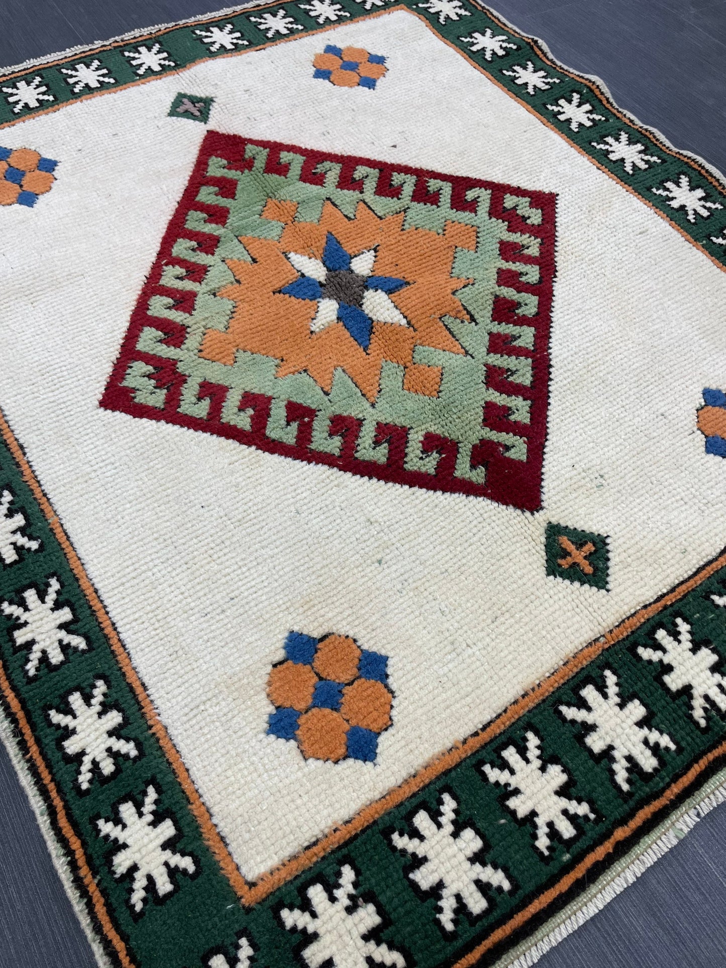 Muted Persian Rug 3.5 x 4.2 Wool Rug, Oushak Rug, Rustic Rug, Bohemian Rug, Farmhouse Rug, Vintage Persian Rug