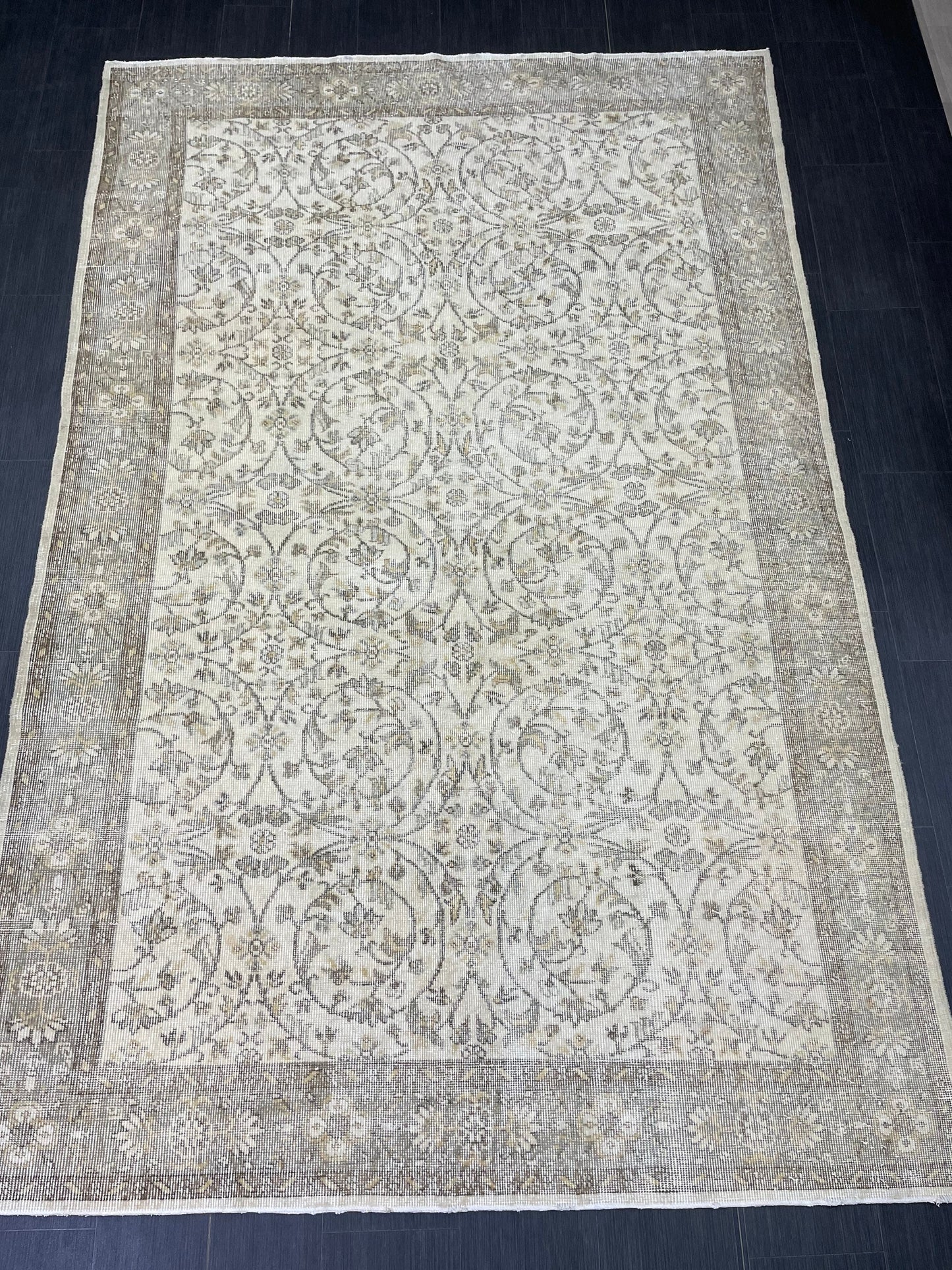 Vintage Rug 6.4 x 9.8 Handmade Oushak Rug Farmhouse Rug Wool Pile Rug Rustic Rug Wool Bohemian Rug Vintage Turkish Rug Natural Rug Muted Rug
