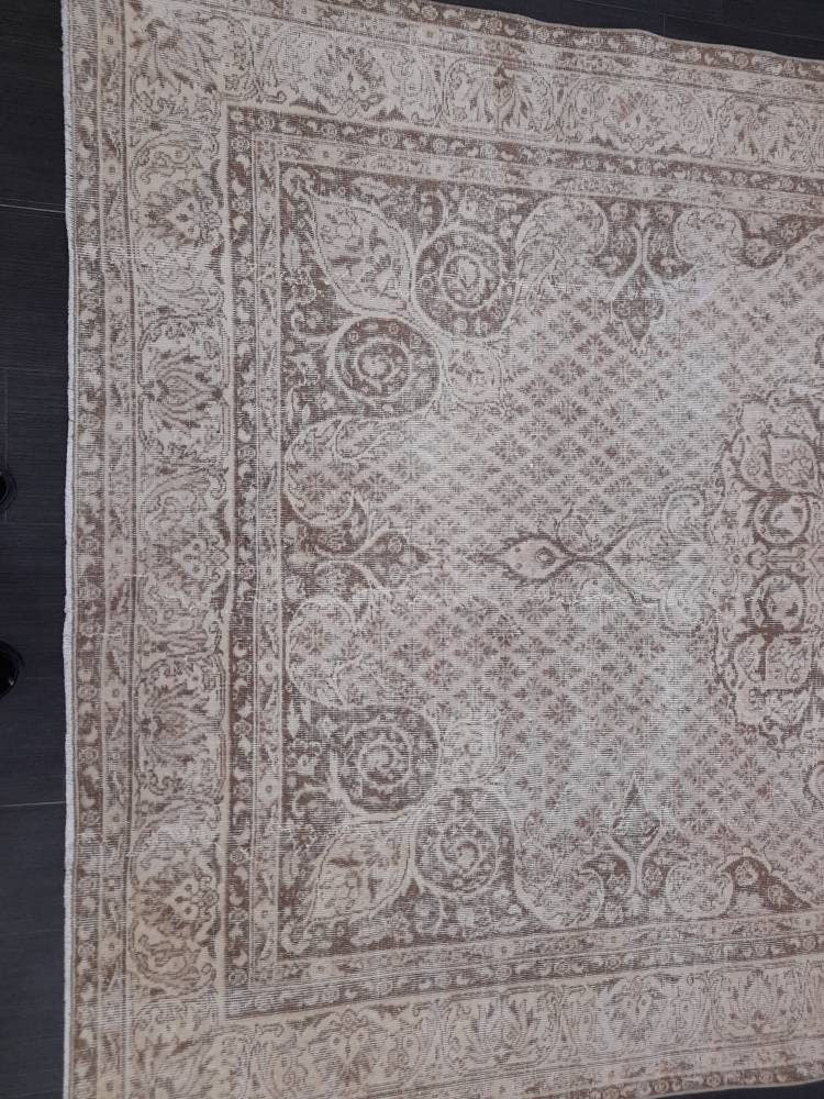 NEUTRAL PERSIAN RUG 6.7 X 10.2 Muted Oushak Rug Vintage Oushak Rug Vintage Rug Wool Hand Made Rug Vintage Persian Rug Vintage Oriental Rug