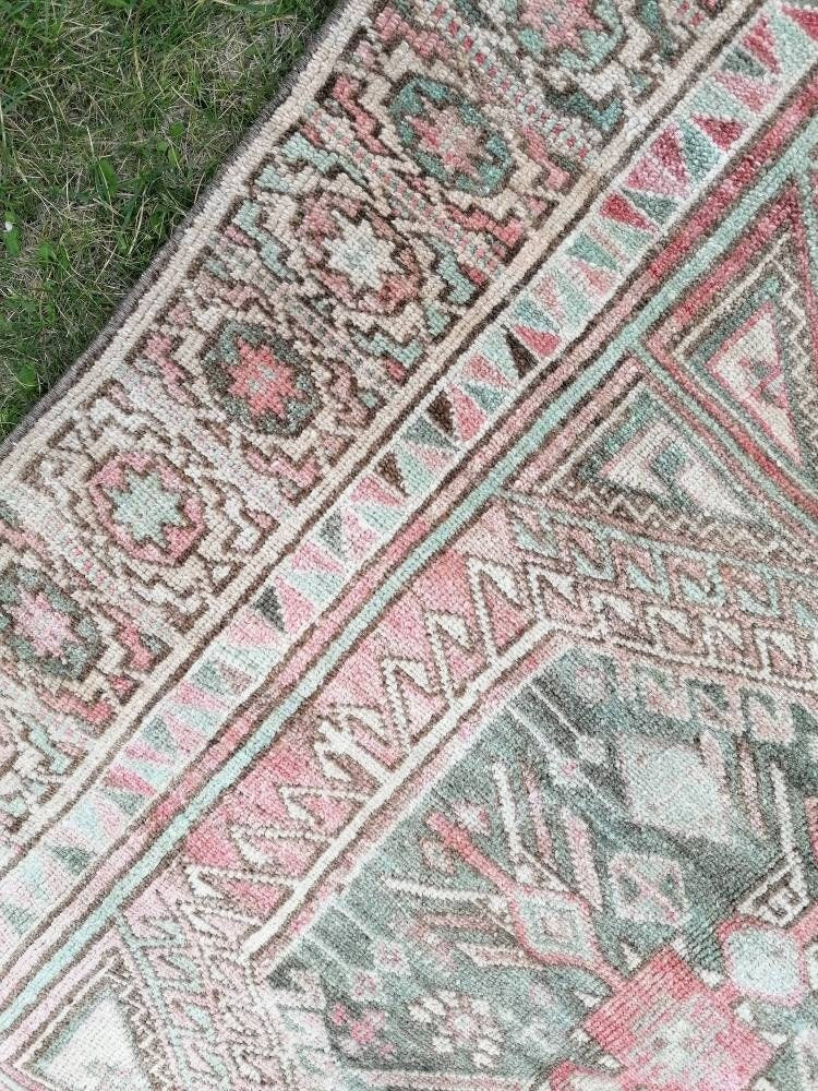 Vintage handmade wool bedding rug turkish bedroom rug 3'10x5'8 oushak rug, bohemian rug, living room rug