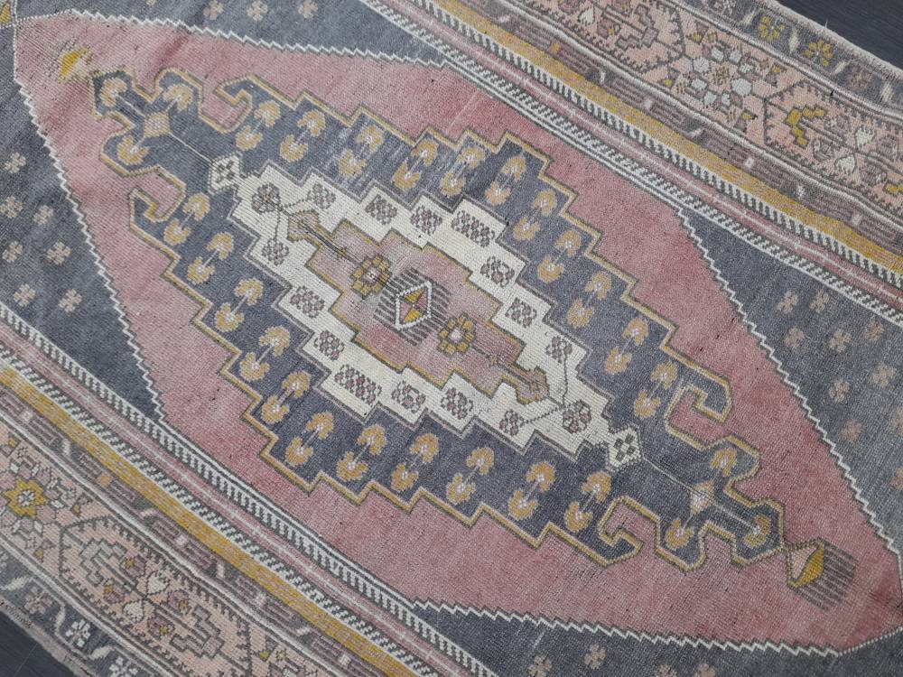 Muted Vintage RUG 4.7 x 9 TURKISH Rug Distressed Vintage Rug Wool Oushak Rug Large Hand Made Rugs Vintage Turkish Rug Hand Knotted 5x9 Rug
