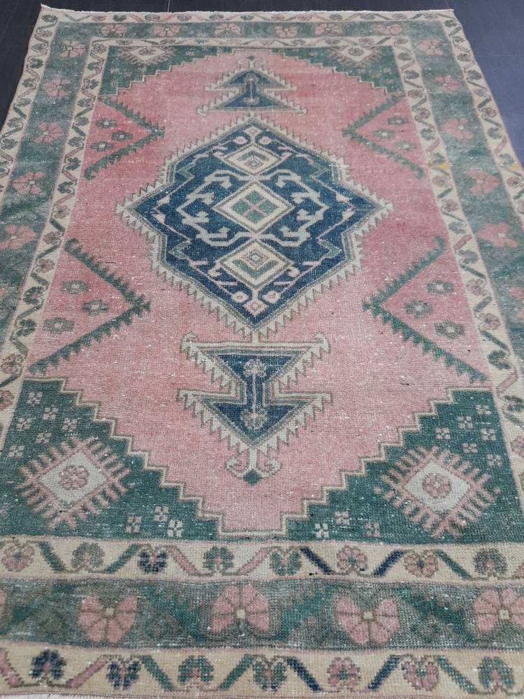 Vintage Oriental RUG Muted 4.6 x 6.4 Vintage TURKISH Rug Muted Vintage Persian Rug Vintage Wool Pink and Green Rug Muted Hand Made Rug
