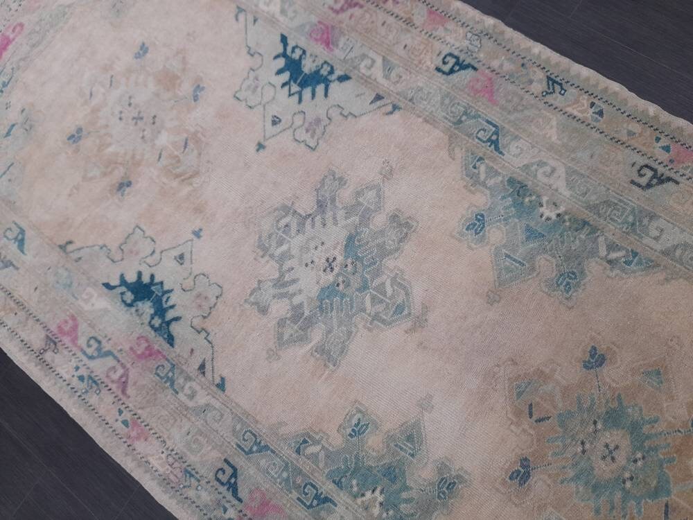 Muted OUSHAK RUG TURKISH Oushak Neutral Rug Vintage 4.7 x 8.9 Rug Wool Large Rug Hand Made Rugs Vintage Turkish Rug Vintage Living room rug