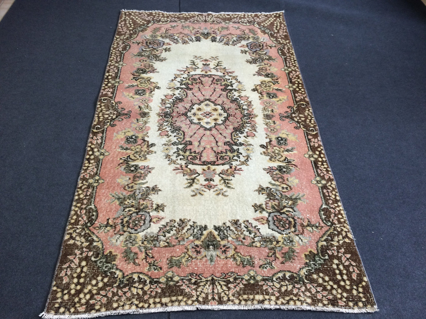 Vintage Pink Rug,4x7 Turkish Rugs Bohemian Rug, Wool Oushak Rug, Pink Oushak Rug,Hand woven Rug,Weaving Rug