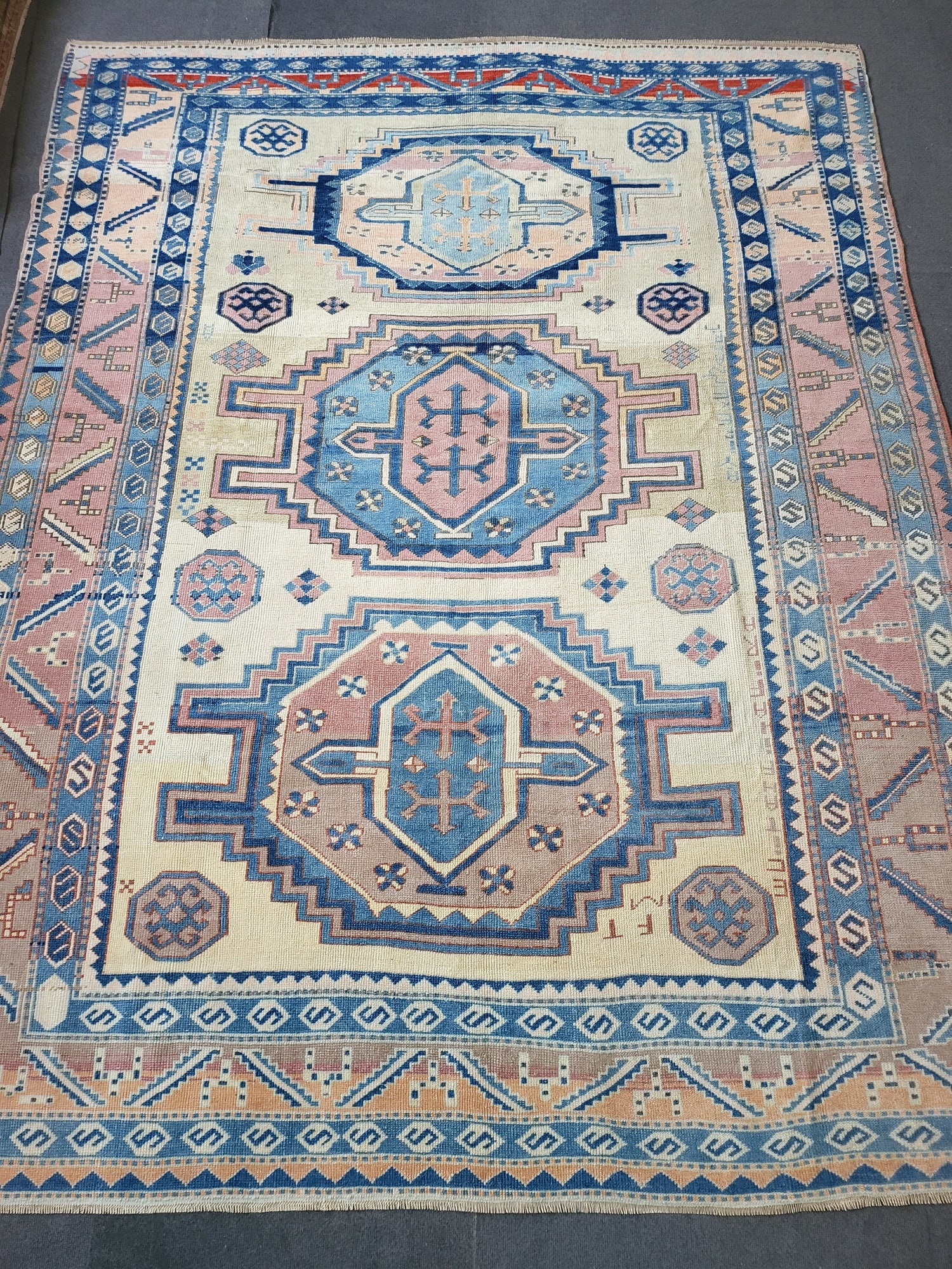 Large Rugs