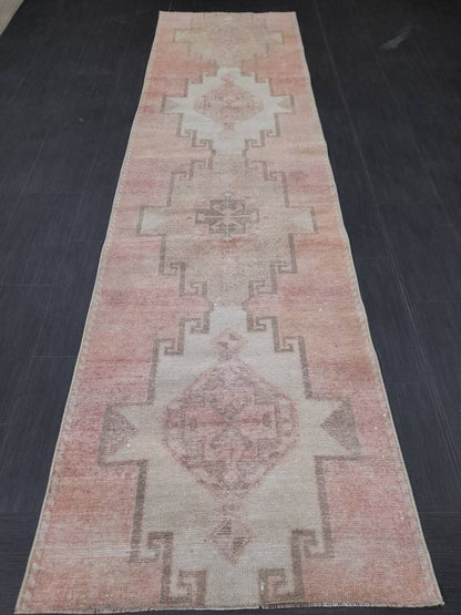 Muted Vintage Oriental Runner Rug 2.8 x 10.5 Muted Oushak Turkish Runner Rug Short Vintage Muted Runner Rug Hallway Runner Soft Wool Runner