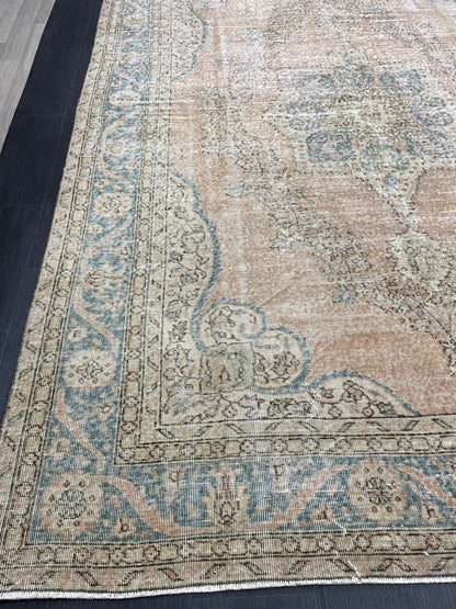 Vintage RUG Hand Knotted 7.5 x 10.6 TURKISH Rug Vintage Oushak Rug Wool Distressed Rug Handmade Rugs Vintage Turkish Rug