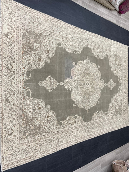 Turkish Rug Vintage 6.7 x 10 Oushak Rug Oriental Rug Gray Wool Rug Fine Knotted Farmhouse Rug, Vintage Rug, Hand Made Rug Persian Rug