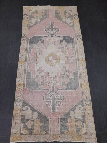 Hand Made Rug, Oushak Rug, Rustic Rug 4.2 x 9.2 Vintage Rug Pink Turkish Rug, Farmhouse Rug, Vintage Oriental Rug, Wool Hand Knotted rug