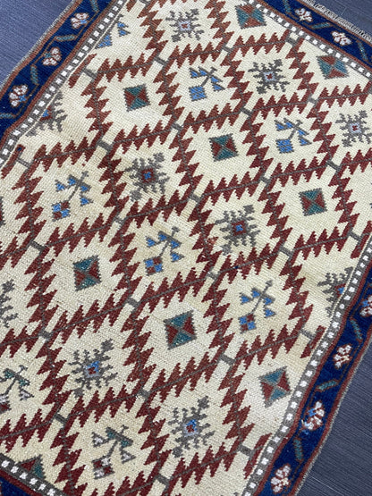 Muted Rug 2.2 x 3 Natural Wool Handmade Rug, Oushak Rug, Rustic Rug, Boho Rug, Turkish Rug, Farmhouse Rug, Vintage Rug, Wool rug