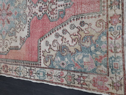 Hand Knotted Rug  4.4 x 7.3 Vintage Rug Red Turkish Rug, Farmhouse Rug, Handmade Vintage Oriental Rug, Wool Hand Knotted rug