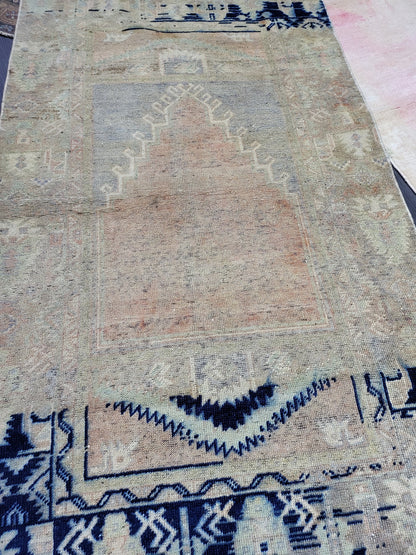 Handmade 3.2 x 6 Rug, Oushak Rug, Rustic Rug, primitive Rug, Fun Rug, Turkish Rug, Farmhouse Rug, Vintage Rug, Wool rug