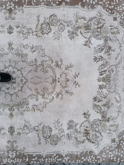 10'x6'9 muted oushak turkish rug, large turkish rug, pastel vintage rug,kitchen rug, vintage anatolian rug,unique hand made rug,bohemian rug