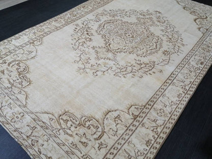 Neutral Wool Rug 5.7 x 9 Neutral Hand Made Rug, Neutral Oushak Rug, Rustic Rug, Turkish Rug, Farmhouse Rug, Vintage Rug 6x9 Neutral rug
