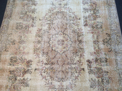 9 x 5.6 muted Rug, Faded Rug,Vintage Big Area Rug,Antique Rug,Oushak antique Rug,Hand woven Rug, 6 by 9 Muted Rug,Ethnic Rug,Kitchen Rug