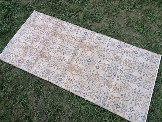 Turkısh rug vıntage rug, vıntage turkısh rug, hand made rug,wool rug 2'8x6 feet