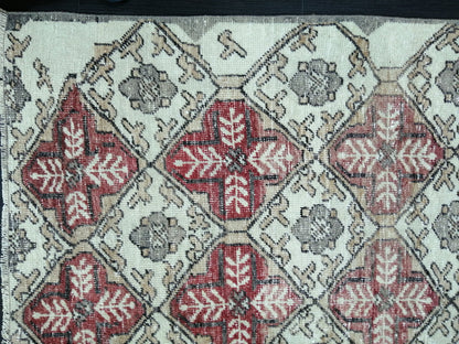 Floral OUSHAK RUG TURKISH 6.2 x 4.4 Vintage Rug Vintage Wool  Hand Made Rugs Vintage Turkish Rug