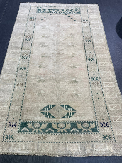 Muted Vintage Rug, TURKISH Rug, Vintage 3 x 5.2 Wool Rug, Oushak Rug, Hand Knotted Rug, 100% Wool Rug, Handmade Rug