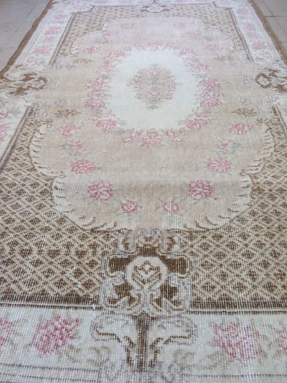 Vintage Rugs, Eclectic Rug, Shabbychic Rug, Rustic Rug, Vintage Rug Runner, Vintage Turkish Rug, Farmhouse Rug, Vintage Rug,Vintage 7x4 rugs