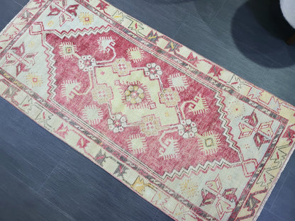 Handmade Rug, Oushak Rug, 2.5 x 5 Rug, Antique Rug, Turkish Rug, Farmhouse Rug, Vintage Rug, Wool Persian rug