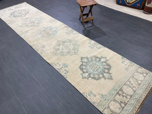 Muted Oushak Runner 2.5 x 10.5 Rug Turkish Runner Rug Vintage Runner Rug Hallway Runner Kitchen Runner Wool Pastel Colors Pretty Runner Rug