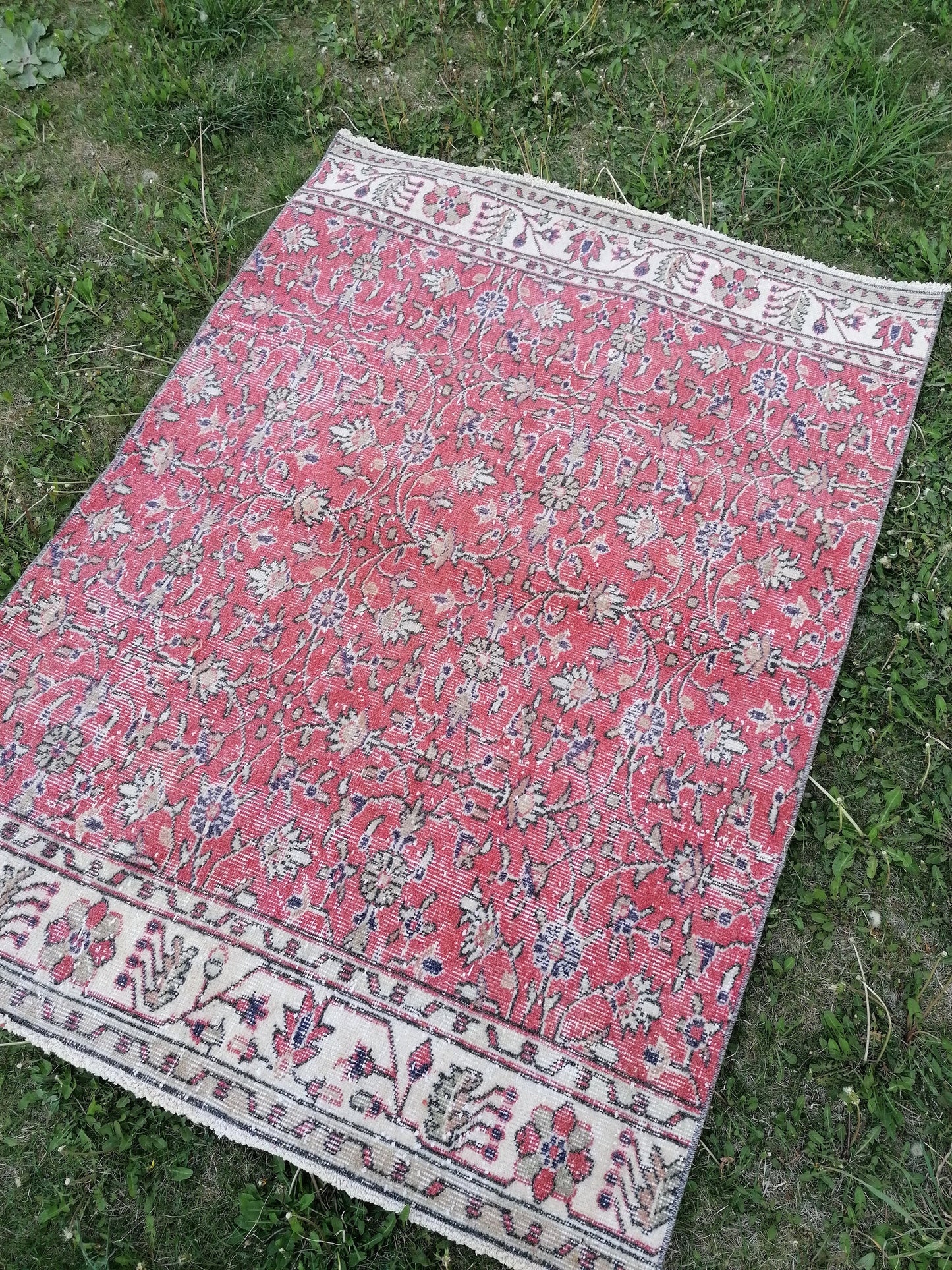 Vintage rug, turkısh vıntage rug, hand made anatolian rug 4x5'5 feet, wool rug