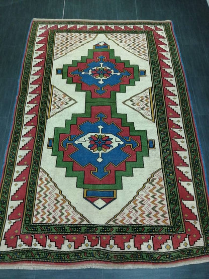 TURKISH Rug, wool Hand Made Rug, 6x9  Rustic Oushak Rug, Boho Rug, Vintage Blue and Green Rugs, Farmhouse Rug, Vintage Rug, Oushak Rug
